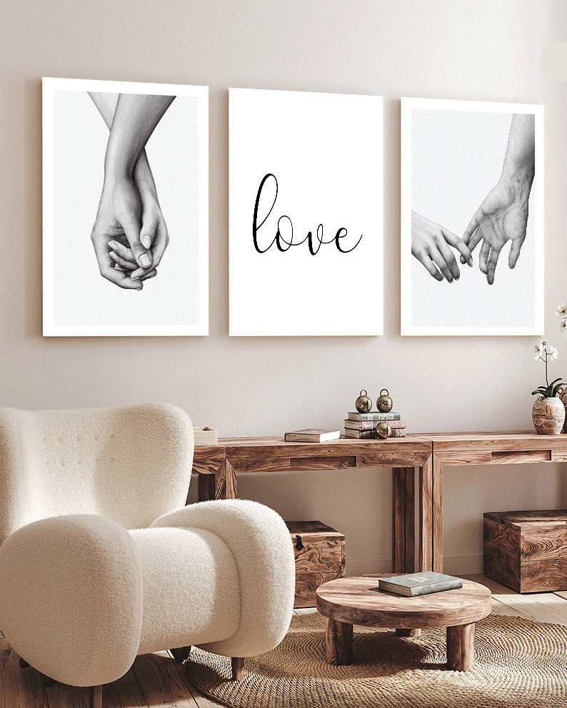 Tableau  trois piéces two hands and love black and white